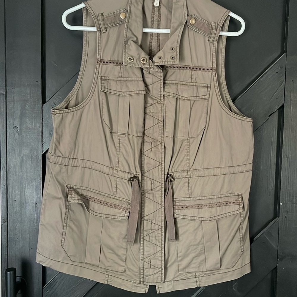 Maurice’s Vest